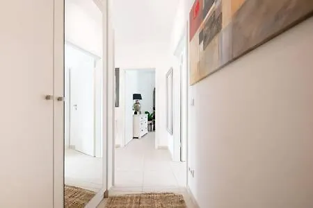 Modern 2Br Apt In Sandweiler With Terrace